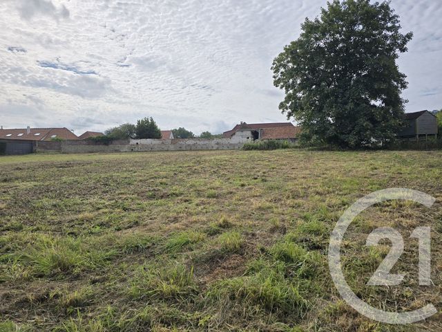 Afficher la photo en grand terrain à vendre - 2700.0 m2 - VERLINCTHUN - 62 - NORD-PAS-DE-CALAIS - Century 21 La Concorde